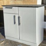 Kitchen cabinet